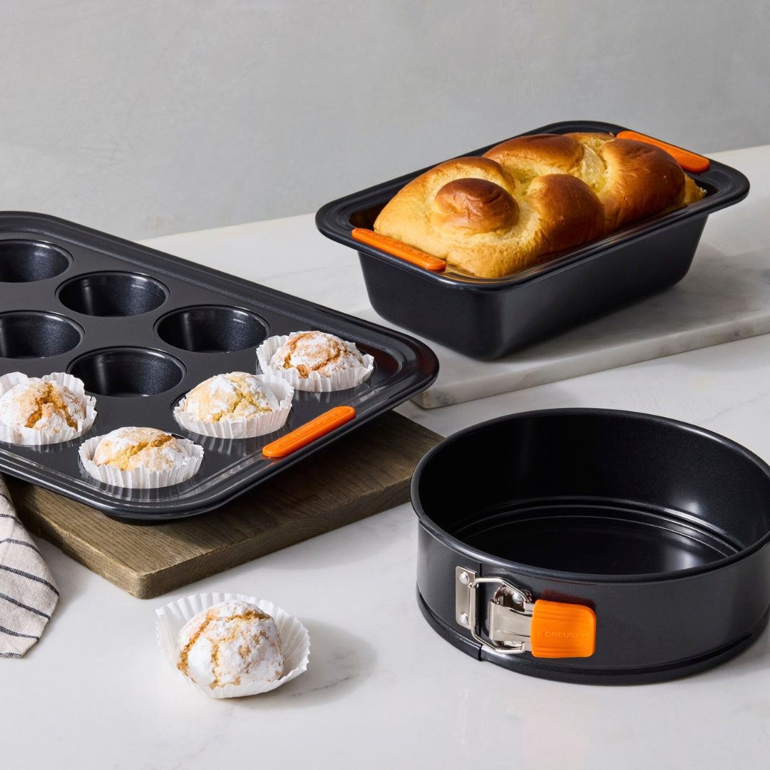 Le Creuset Metal Bakeware